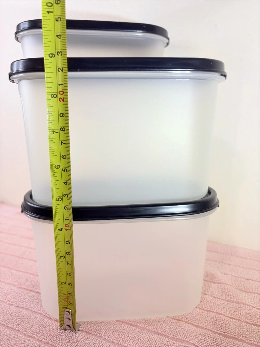 Set of 3 Modular Mates container.             (2oval 4 1/2”H). (1 oval 11 1/4”H)